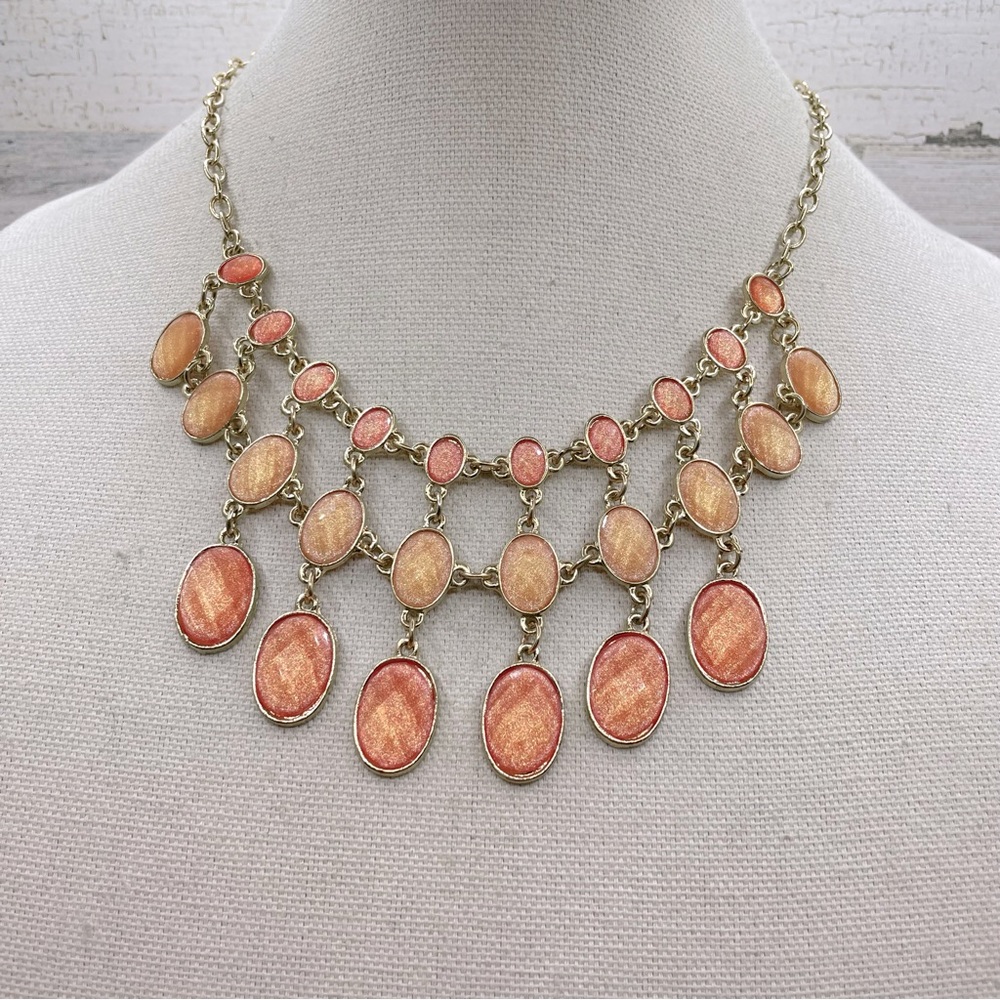 Beautiful Unsigned Gold Tone Multi Faceted Glitter Oranges Acrylic Necklace